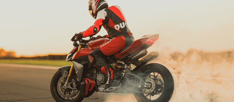 Streetfighter V2 S Banner